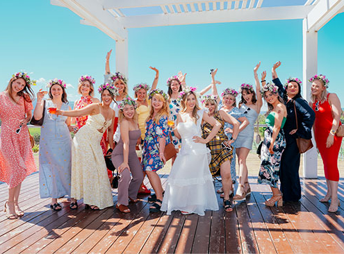 hens-celebration-wine-tours-with-flower-crown-workshop